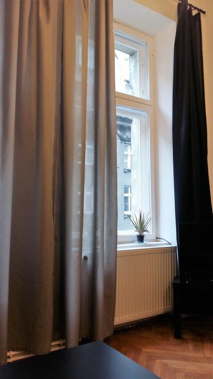 Libroom Kraków Eksteriør billede